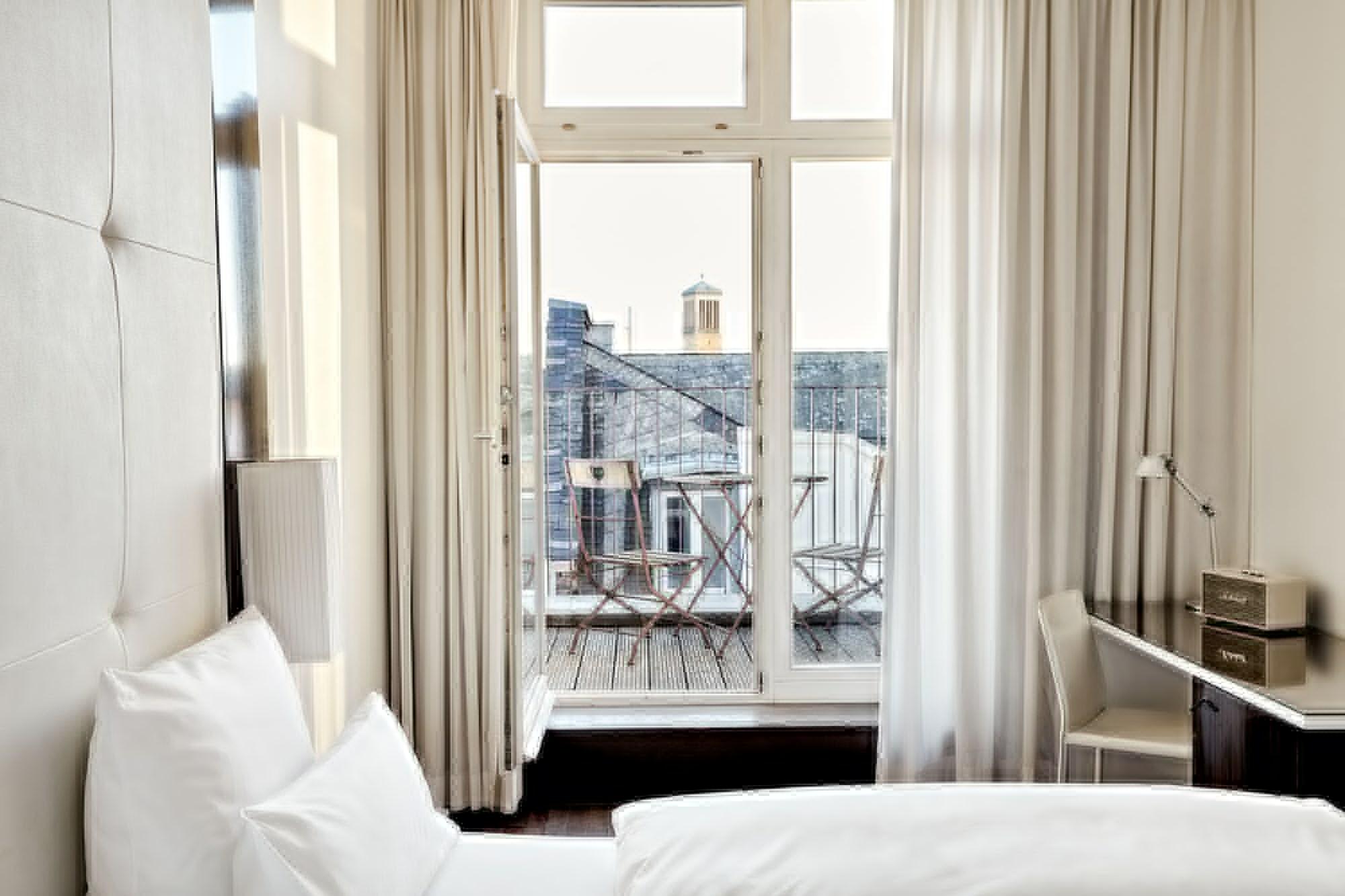 The Pure, Frankfurt, A Member Of Design Hotels Frankfurt am Main Bagian luar foto