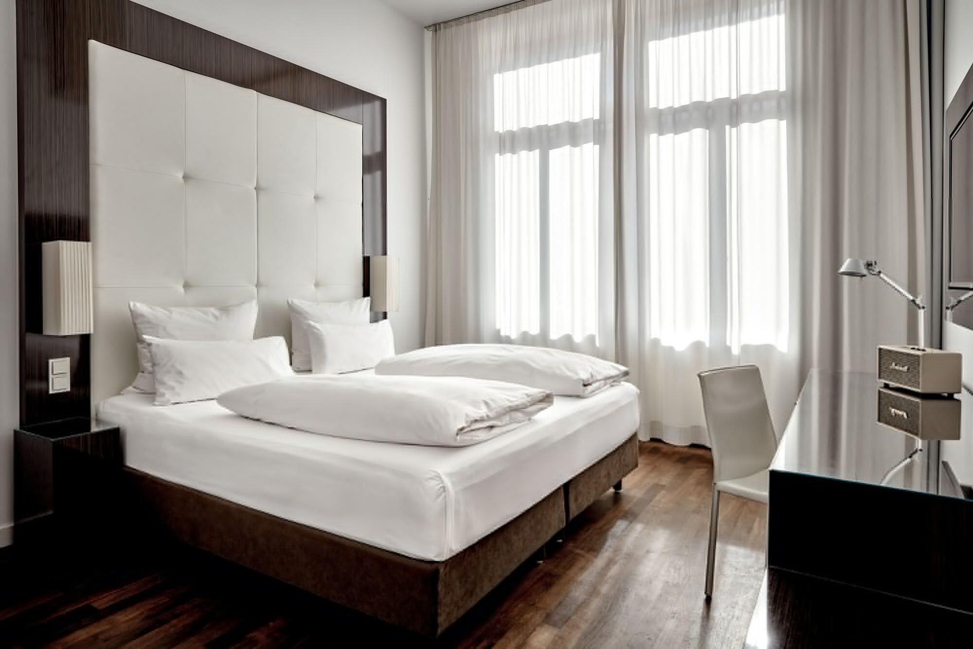 The Pure, Frankfurt, A Member Of Design Hotels Frankfurt am Main Bagian luar foto